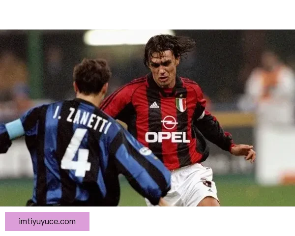 意大利体育部长推动马尔蒂尼加盟足协工作，引发广泛关注